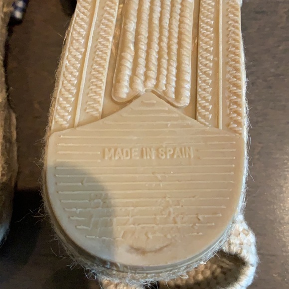 Girls espadrilles from Spain - Picture 6 of 12
